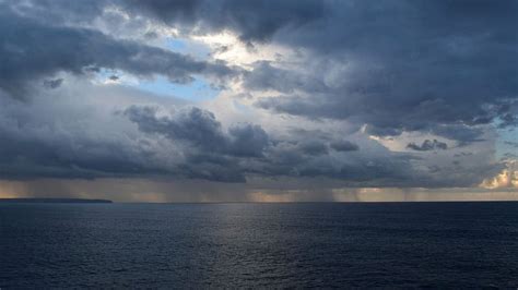 Canarias Espera El S Bado Predominio De Cielos Nubosos Y Podr A Llover