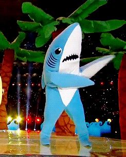 Left Shark GIFs - Find & Share on GIPHY