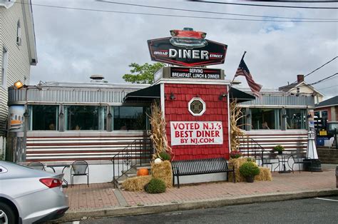 Broad Street Diner – Keyport New Jersey – Retro Roadmap