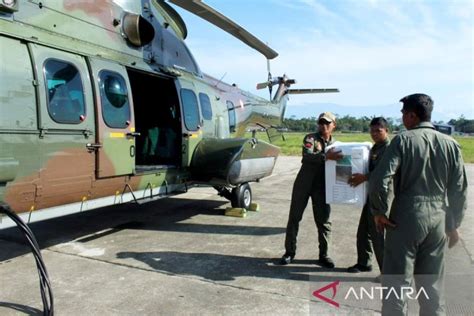 Lanud Timika Kirim Logistik Pemilu Dengan Heli Caracal Antara News