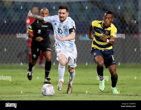 Lionel Messi Action 2021 Hi Res Stock Photography And Images Alamy