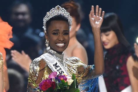 Miss South Africa Zozibini Tunzi Wins Miss Universe 2019 Pageant ...