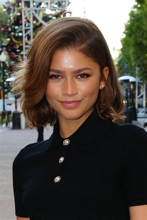 Zendaya Debuted a Bob After Teasing a Hair Transformation on Instagram