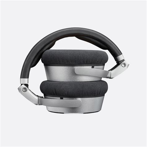 NEUMANN HEADPHONES