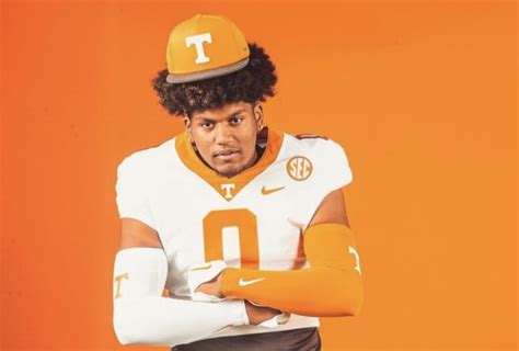 Early Signing Day Profile Star Dl Jeremias Heard Volreport