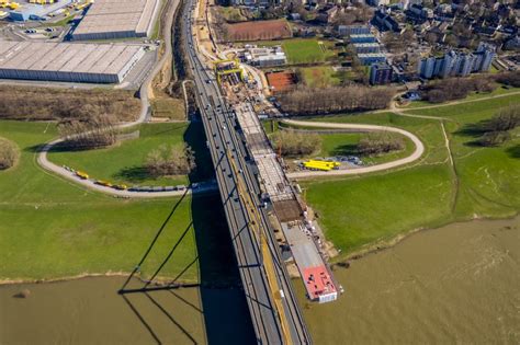 Duisburg Aus Der Vogelperspektive Baustelle Zum Sanierung Und