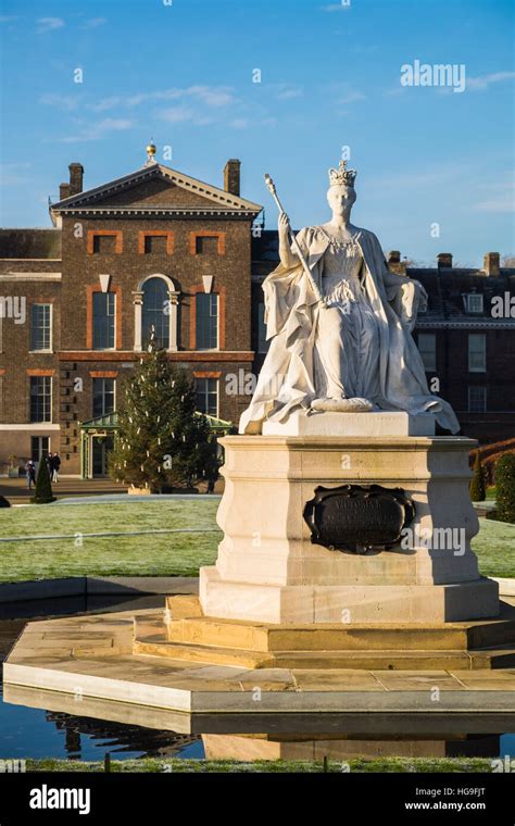 Kensington Palace, London, England, U.K Stock Photo - Alamy