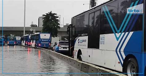 Daftar 6 Ruas Jalan Di Jakarta Selatan Yang Ditutup Karena Banjir