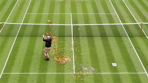 Just Stop Oil Protesters Disrupt Matches At Wimbledon Youtube