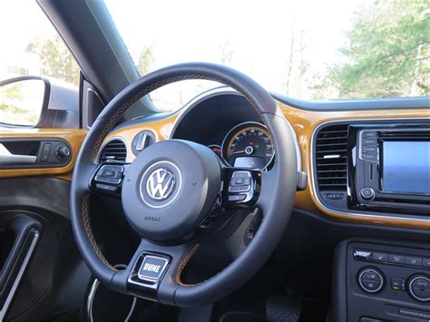 2019 Volkswagen Beetle: 117 Interior Photos | U.S. News