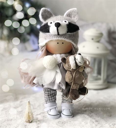 Pin by Violetta on Куклы | Dolls handmade, Christmas dolls, Textile doll