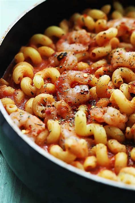 Spicy Tomato Garlic Shrimp Pasta Creme De La Crumb