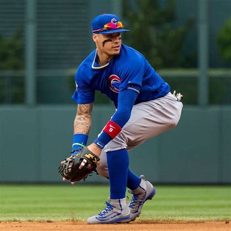 Javier Báez On With Images Cubs Baseball Chicago Cubs Cubs Players