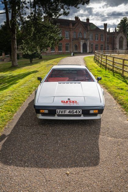 1980 Lotus Esprit Turbo - Free high resolution car images