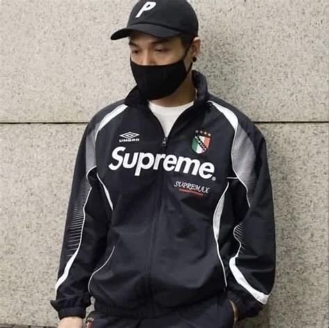 100 品質保証 Supreme 22ss Umbro TrackJacket ナイロンジャケット blog2 hix05