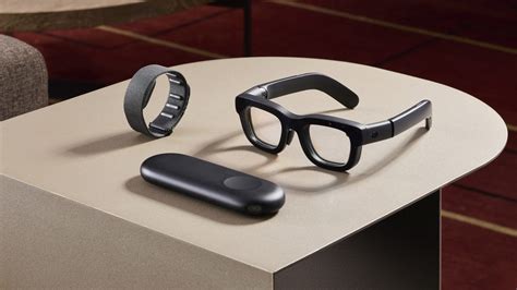 Meta Reportedly Plans Smart Glasses with Display, Targeting 2025 ...