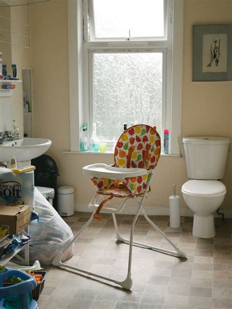 A Father Was Arrested And Pinned To The Ground Naked In A Home Office Raid After A Bad DVLA Tip Off