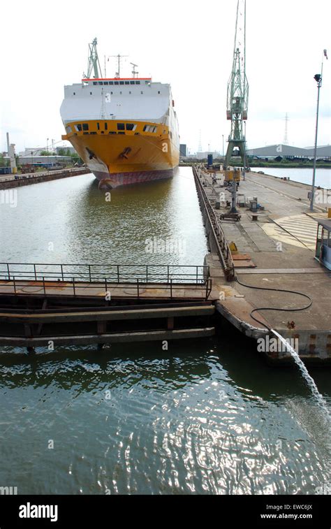 Port of Antwerp Stock Photo - Alamy