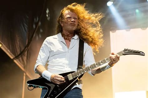 Dave Mustaine Says Hes Open To Kiko Loureiro Coming Back To Megadeth