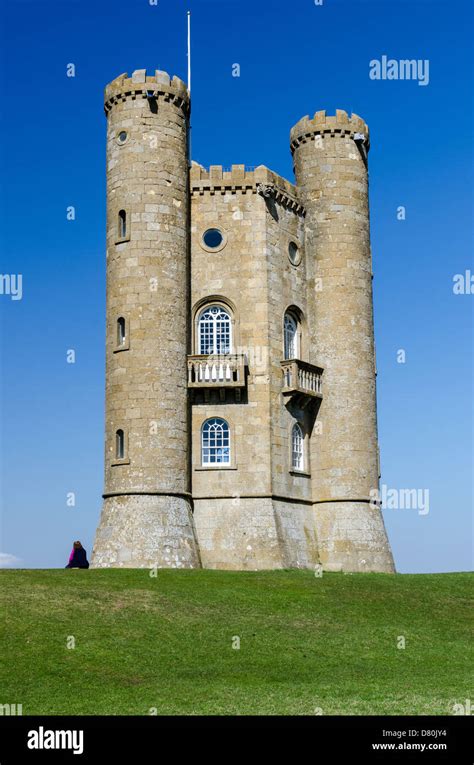 Broadway Tower Folly Hi Res Stock Photography And Images Alamy