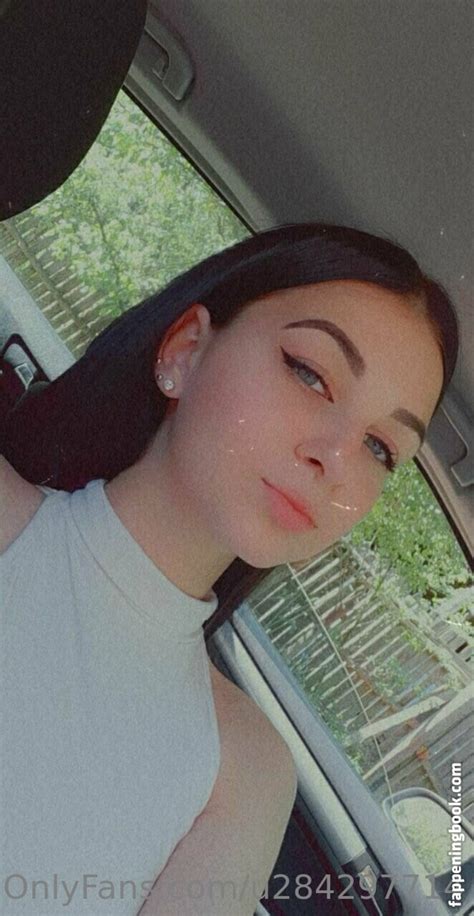 Beatrice 04 Beatrice 04 Nude OnlyFans Leaks Fappening FappeningBook