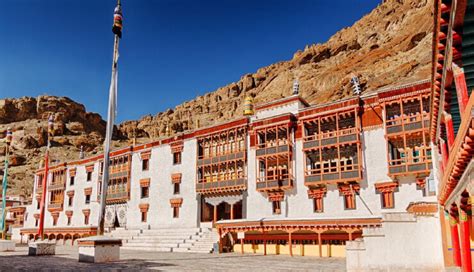 10 Most Famous Buddhist Monasteries In India Lifeberrys