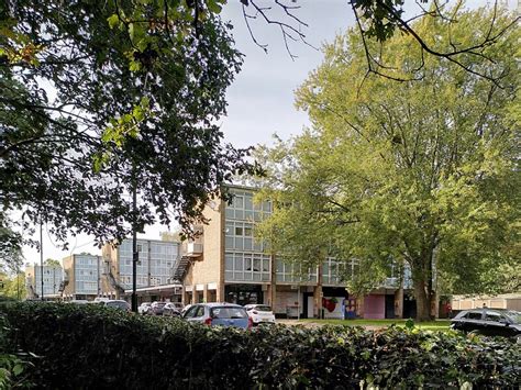 Jardine Crescent From Limbrick Wood A J Paxton Cc By Sa