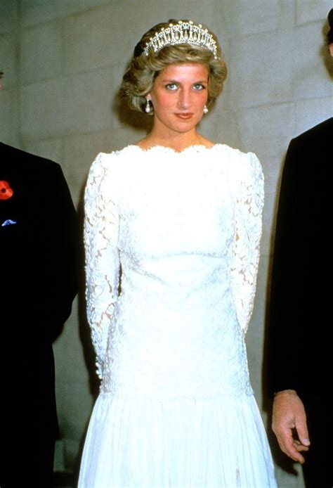 Les 50 Plus Beaux Looks De Lady Diana Qui Nous Inspirent Toujours