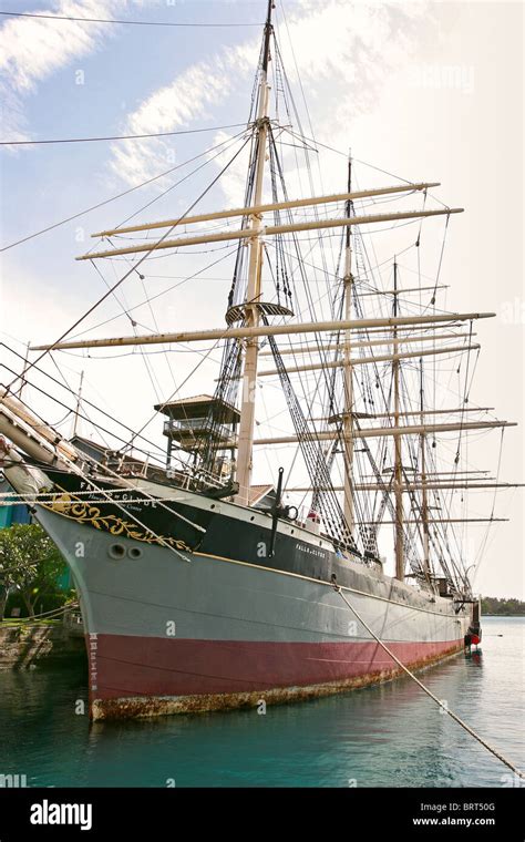 Sailing Ships 1800s Hi Res Stock Photography And Images Alamy