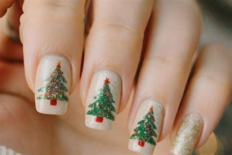 6 Amazing Poinsettia Christmas Nails Bible Verses Of The Day