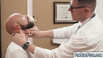 INCREDIBLE Deepthroat ULTRASOUND Gay Doctor XNXX