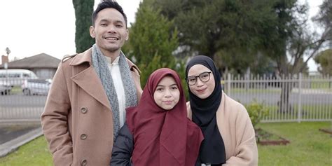 Sienna Kasyafani Cantik Teduh Kenakan Hijab Marshanda Dari Kecil Dia