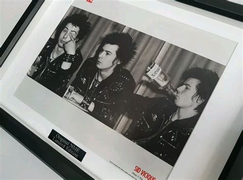Sex Pistols Sid Vicious Framed Original Nme Icon Republic