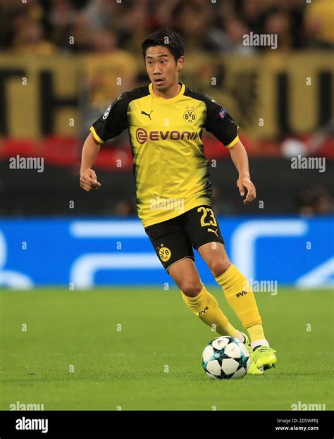 Borussia Dortmund S Shinji Kagawa Stock Photo Alamy