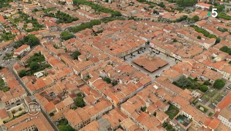 La Voie D Arles Les 100 Lieux Qu Il Faut Voir Aux Sources Du Canal