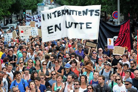 Th Atres Solidaire Du Mouvement Des Intermittents Sur Les Planches