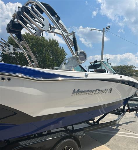 2021 MasterCraft X24 24 Novielli