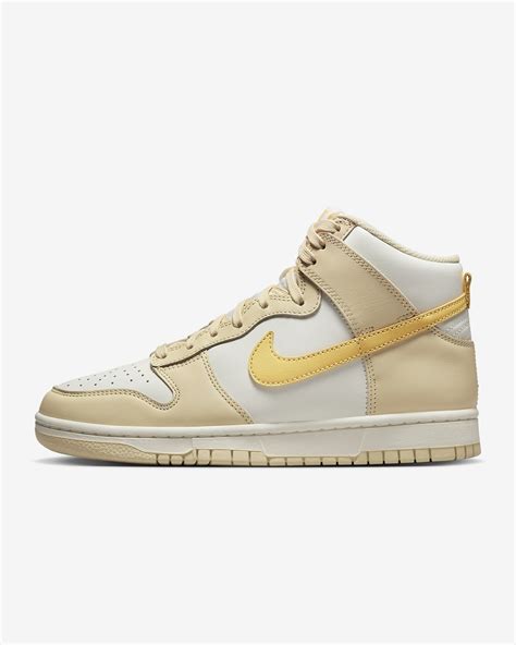 Nike Dunk High Women S Shoes Nike Vn