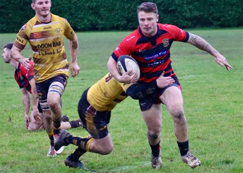 Chiefs push leaders all the way - Around Wellington