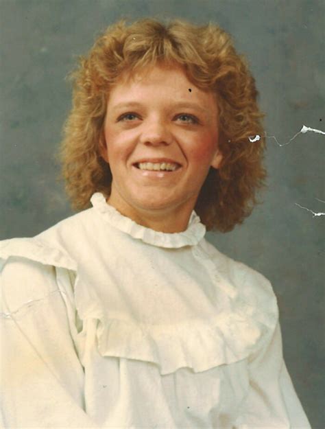 Obituary Of Marilynn Anne Hozempa Paragon Funeral Services Prou