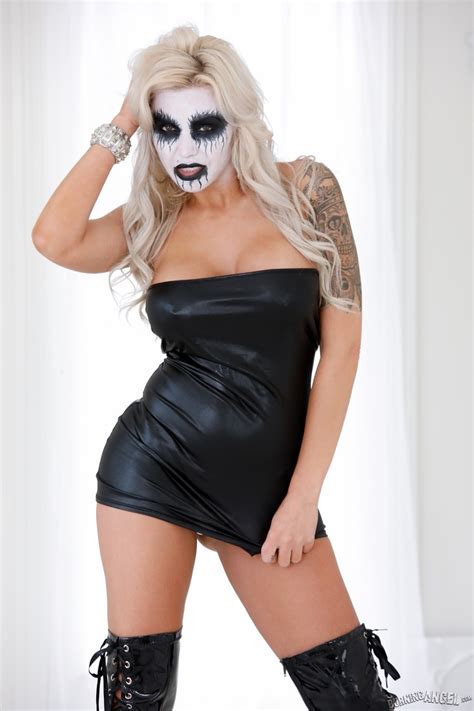 German Blonde Model Solo XXX Dessert Picture