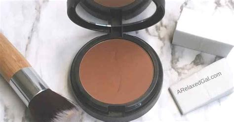 easiest   find  perfect foundation shade  relaxed gal