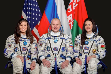 Soyuz MS 25 Crew Member Portrait Jsc2024e009737 Nov 2 2 Flickr