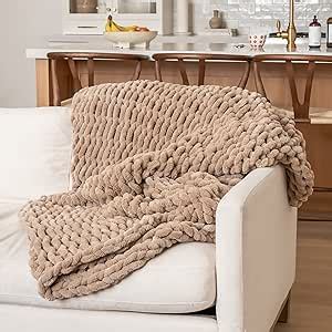 Amazon SAMIAH LUXE Chunky Knit Blanket Queen Size Cozy Large