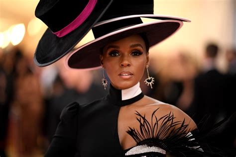 Janelle Monáe Is The Inspiring Queer Black Female Superstar We Need