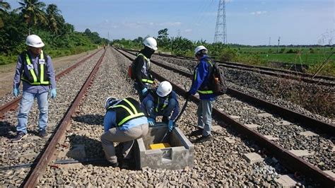 Covid Buat Proyek Jalur Kereta Trans Sulawesi Molor News On Rcti