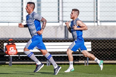 Ramiro Fica Fora De Treino Faz Exame E Pode Desfalcar O Gr Mio Contra