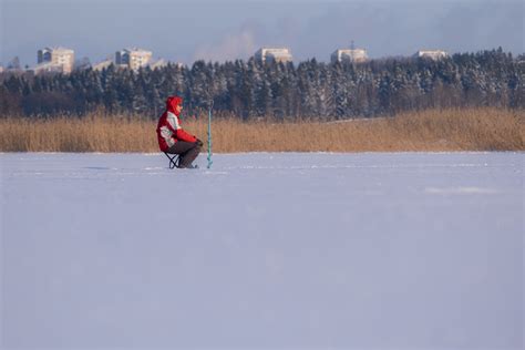 Snow brings light and life to Helsinki - thisisFINLAND