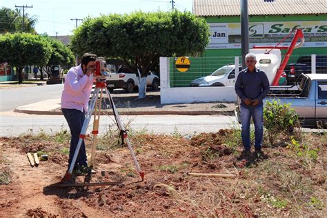 Prefeitura Realiza Levantamento Topogr Fico De Terreno Que Receber A