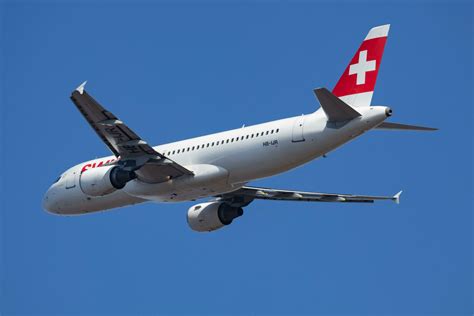 Swiss International Airlines Airbus A320 HB IJR Passenger Plane